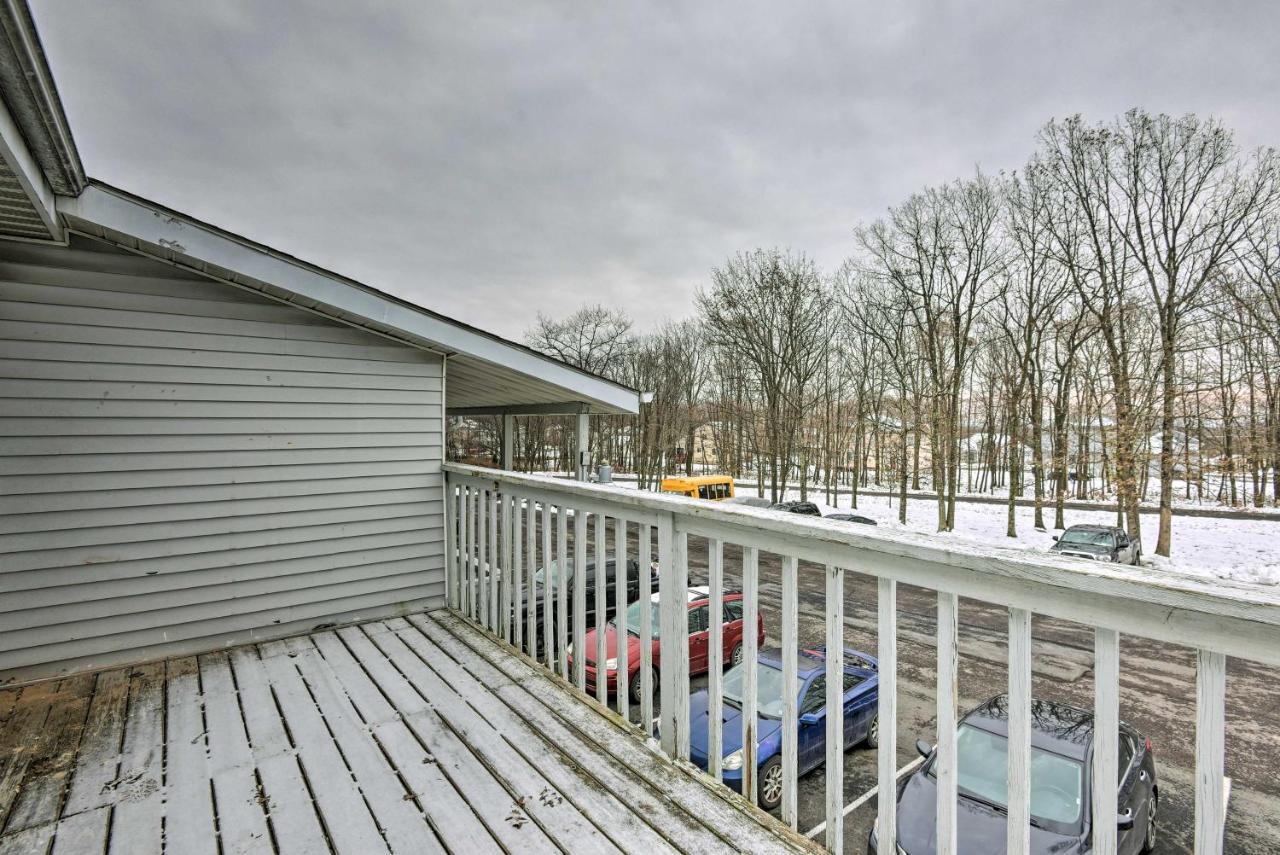 Mount Pocono Condo With Balcony, Near Mt Airy Casino Luaran gambar